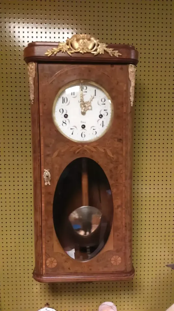 Vente de pendule près de Beaune